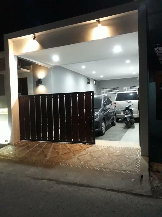 Imperial Villa Syariah Yogyakarta Exterior foto