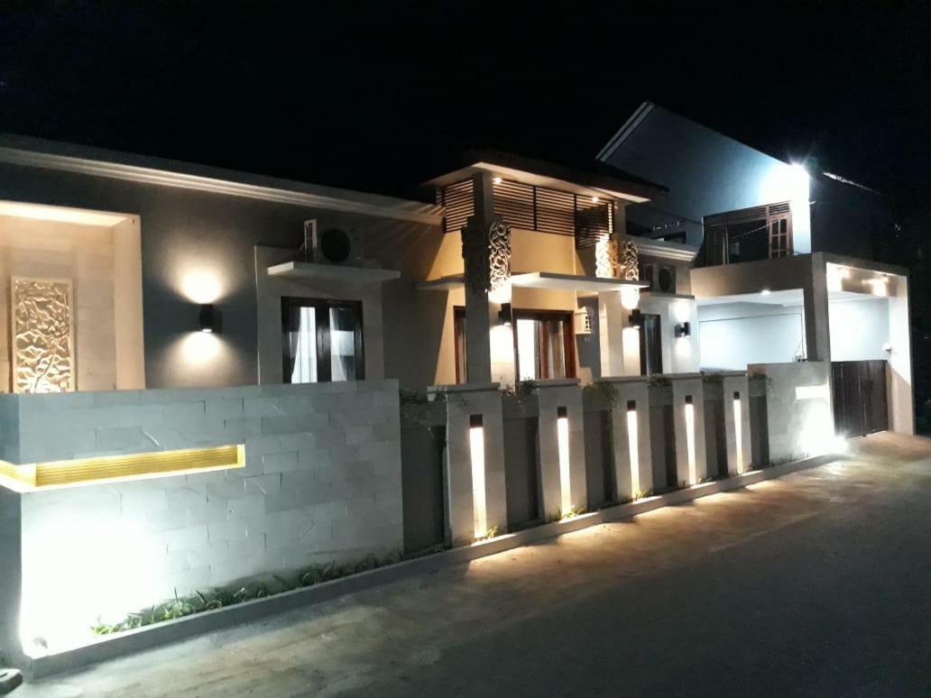 Imperial Villa Syariah Yogyakarta Exterior foto